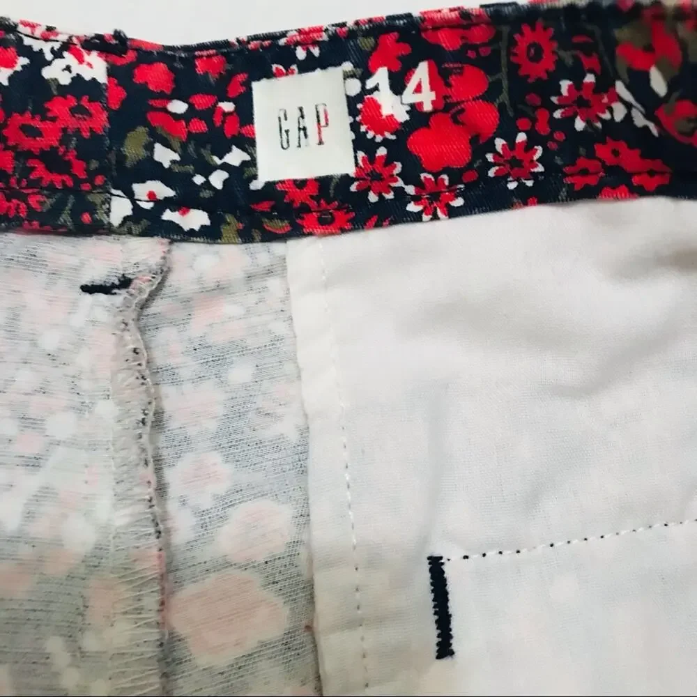 GAP flowered shorts size 14 - Picture 4 of 7